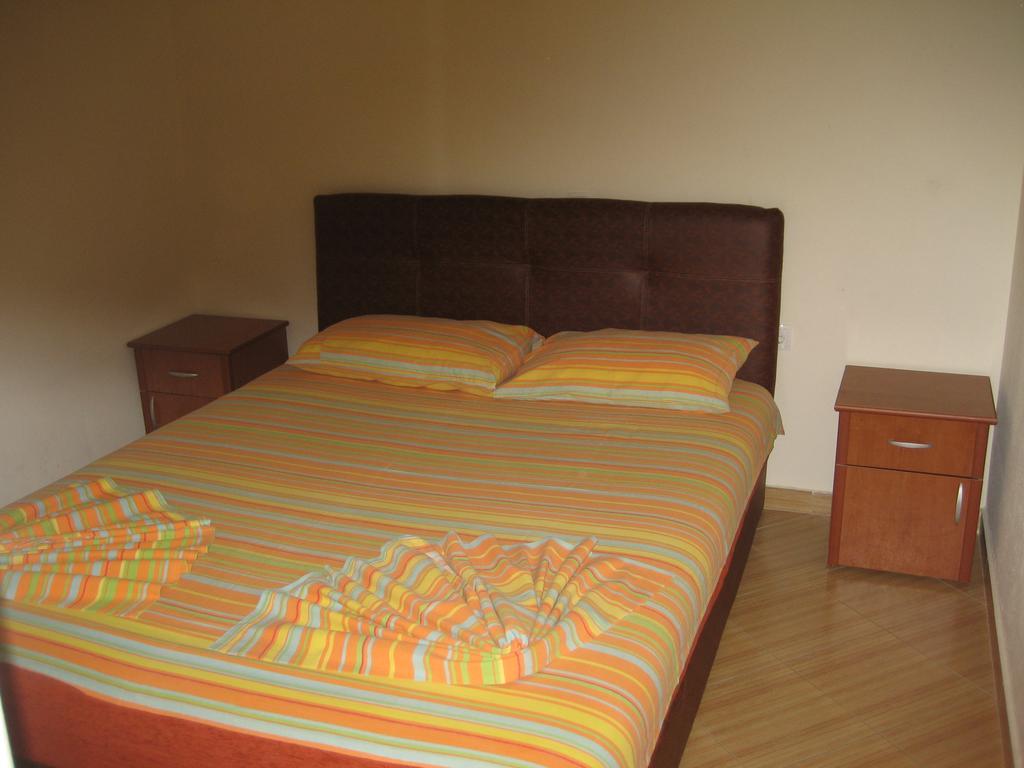 Guest House Vila Mimoza Ulcinj Kültér fotó